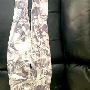 Nike leggings size small, only worn a few times